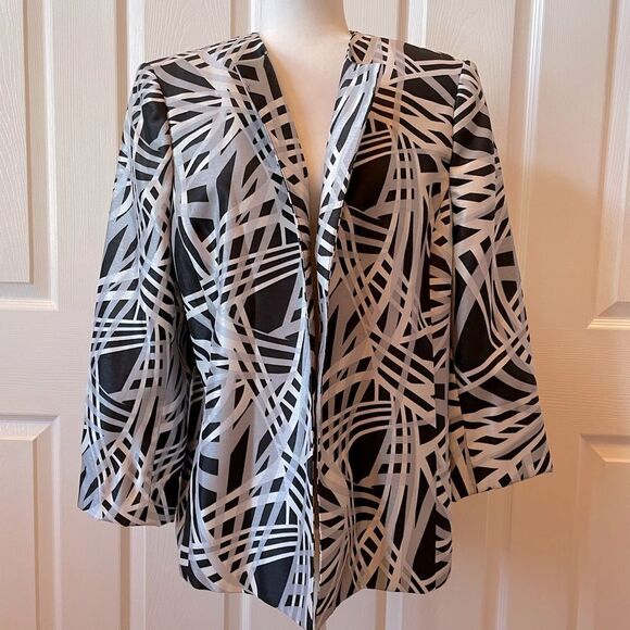 BLACK AND WHITE UNSTRUCTURED BLAZER BY JONES STUDIO SEPARATES SIZE XL EUC - Picture 1 of 6